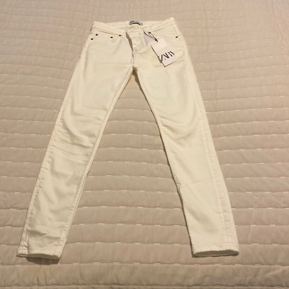 New White jeans 👖 - Zara